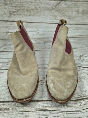 Taft Handcrafted Light Tan Suede Slip On Chelsea Boots Size 42